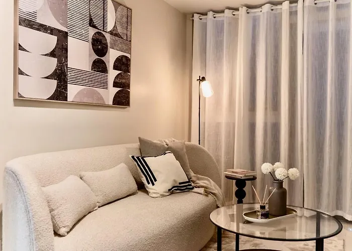 2br With Balcony Family & Friends Parksuites Bgc Apartment